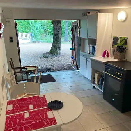 Avec Jardin Clos Et Wifi A Durtal