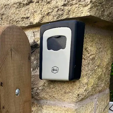 Avec Jardin Clos Et Wifi A Durtal